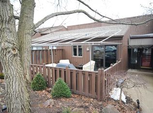240 Lakeview Ct, Washington, PA 15301