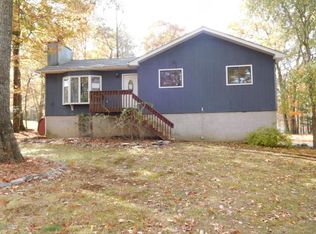 1021 Dancing Ridge Rd, East Stroudsburg, PA 18302