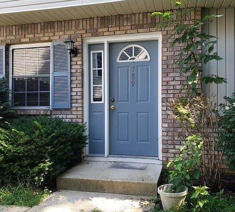 2nd image of 789 E Sherwood Hills Dr
