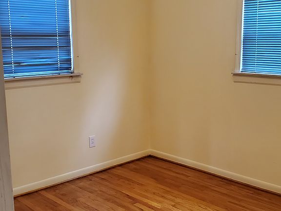 Back bedroom