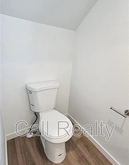3811 E 12th Ave — Photo 9