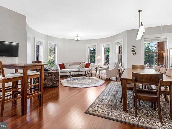 4th image of 9610 Dewitt Dr #Penthouse 101