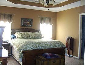 5th image of 409 Highland Heights Dr