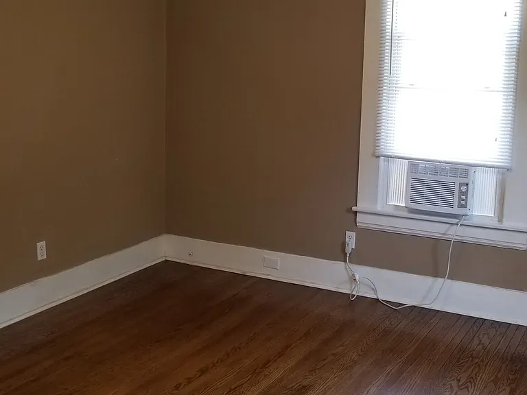 412 Woods Ave SW #3 — Photo 12