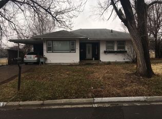 913 S Garfield St, Junction City, KS 66441