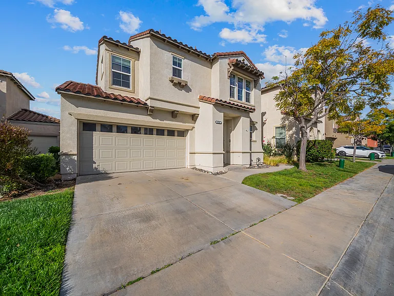 6340 Oleander Way — Photo 40