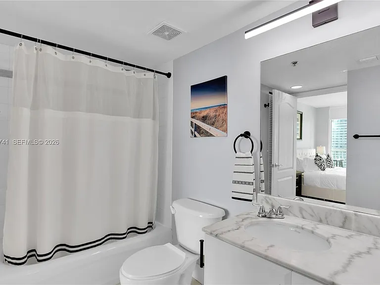 1200 Brickell Bay Dr #3515 — Photo 29