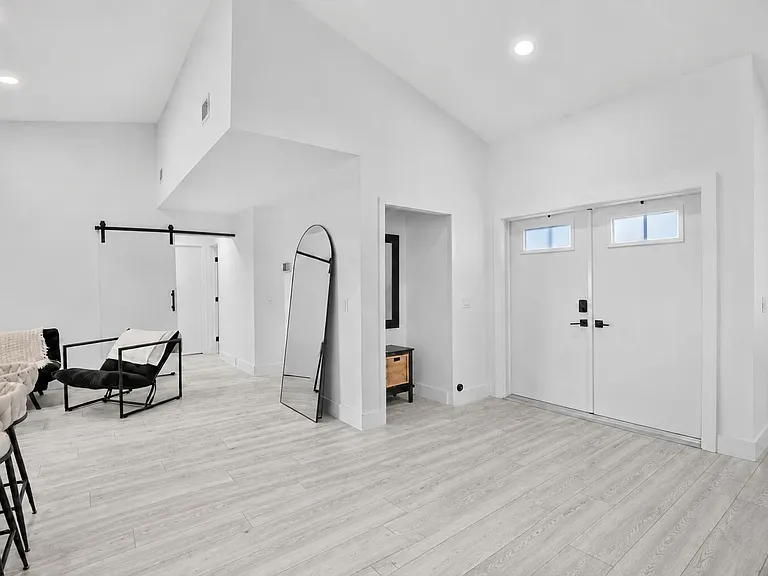 16709 SW 5th Ct — Photo 2