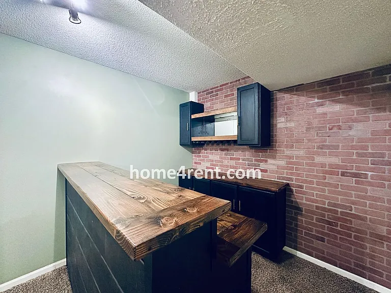 8601 England St — Photo 34