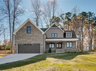 103 Crystal Crk, Randleman, NC 27317