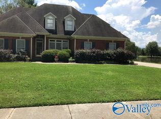 2766 Deford Mill Rd SE, Owens Cross Roads, AL 35763