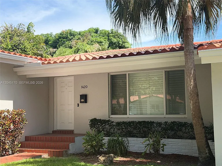 1420 Baracoa Ave — Photo 23