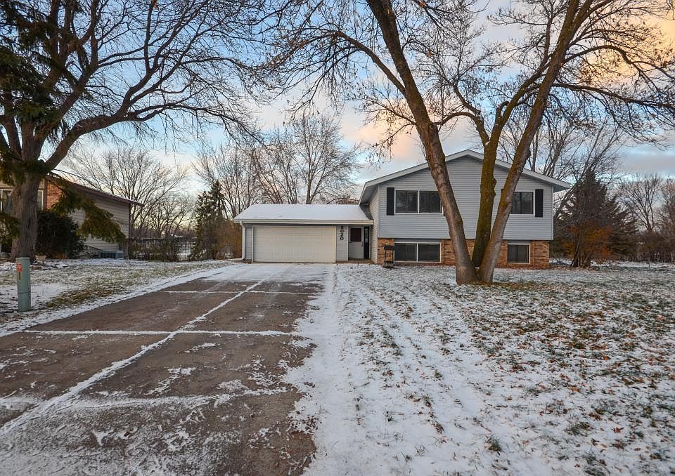 1st image of 8020 Morgan Cir N