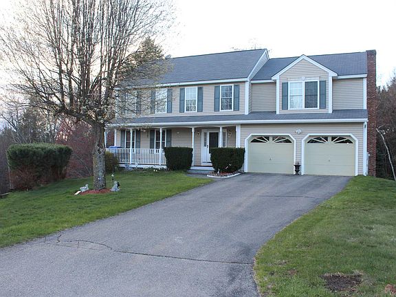 2nd image of 19 Meetinghouse Dr
