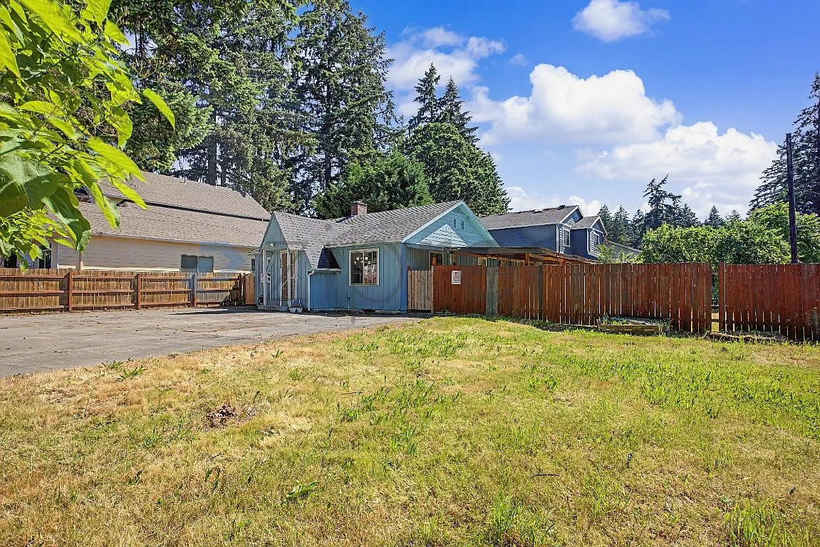 4 bed, 2123 sqft, $2,750 — Photo 3