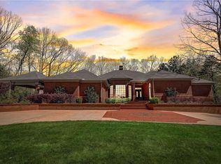 3054 Chattahoochee Trce, Gainesville, GA