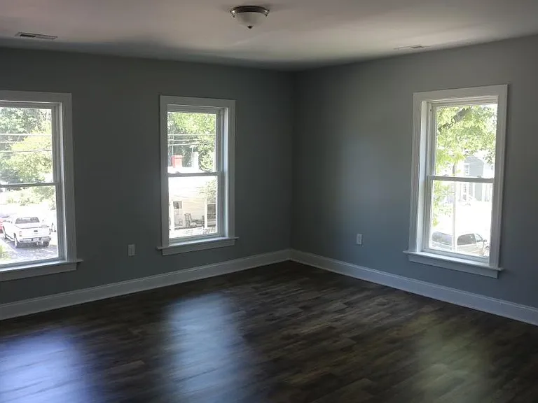 1134 Hinton St — Photo 10