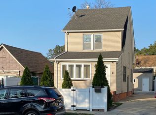 11650 140th St, Jamaica, NY 11436
