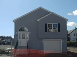 341 County St, Fall River, MA 02723