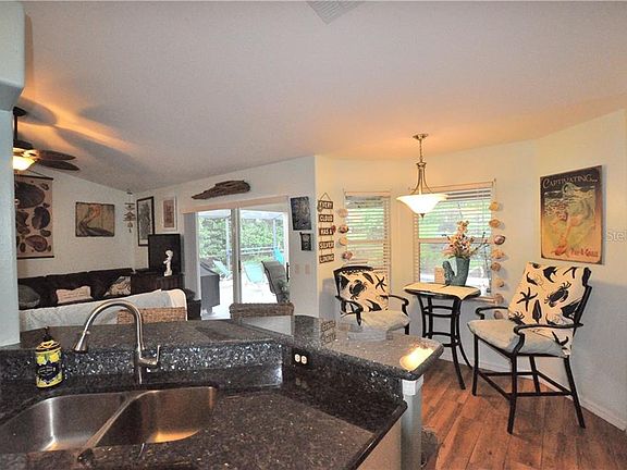 3rd image of 11820 Clair Pl