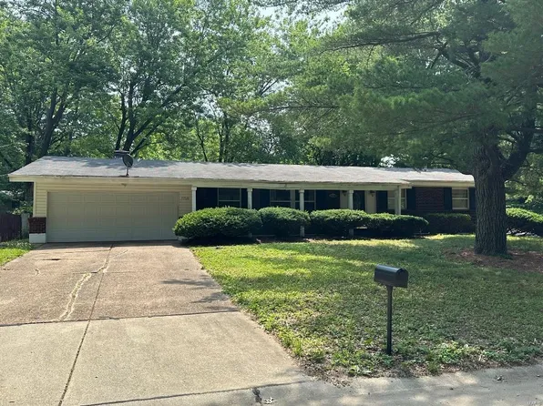 11526 Raymond Ave, Saint Louis, MO 63138