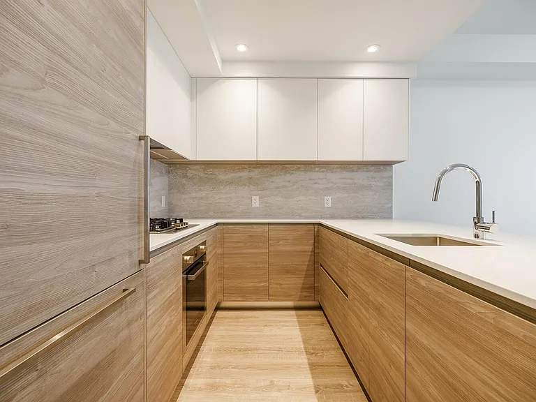 680 Quayside Dr #605 — Photo 4