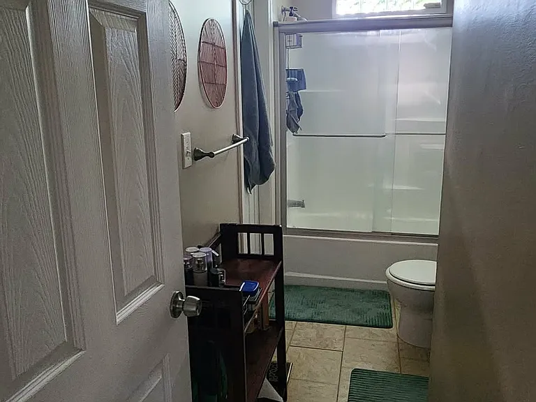 649 Oswego Ave — Photo 29