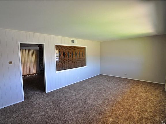4th image of 258 S San Antonio Ave