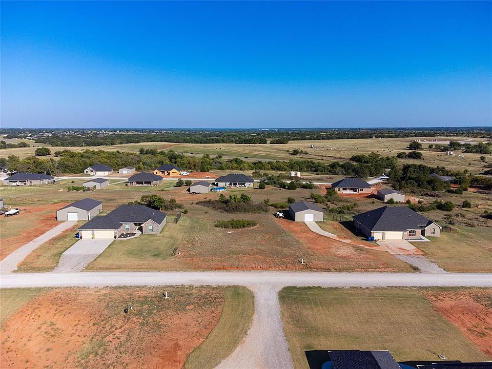 2nd image of 1986 Southern Trace Ln