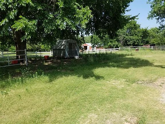 2nd image of 29775 W Highway 16
