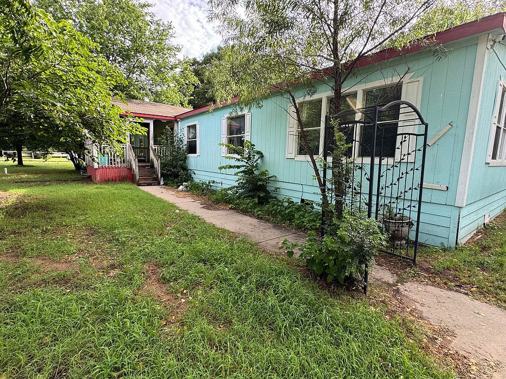 104 N Timberline Dr - Property Image