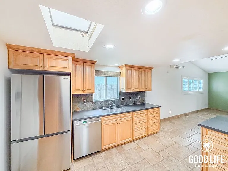 2726 Tonto Way — Photo 6