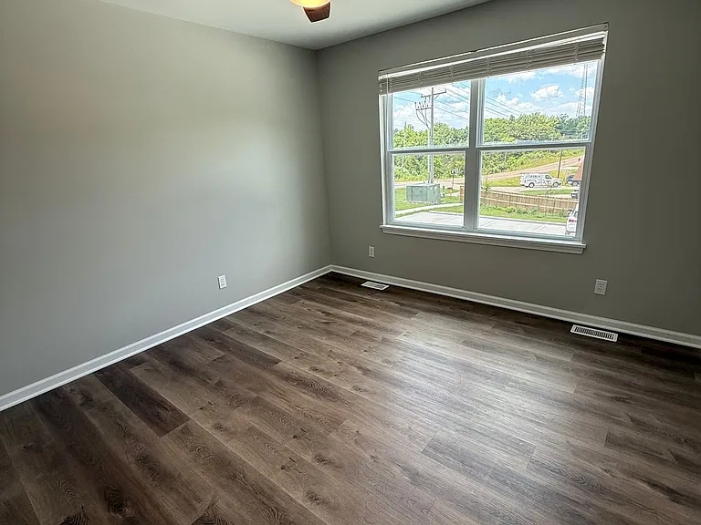 1301 McKee St #102 — Photo 7