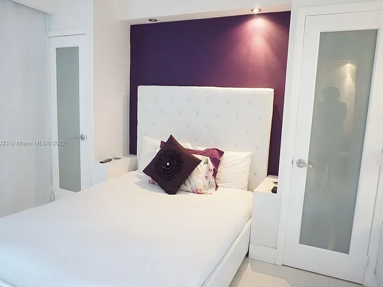 5161 Collins Ave #309 — Photo 7