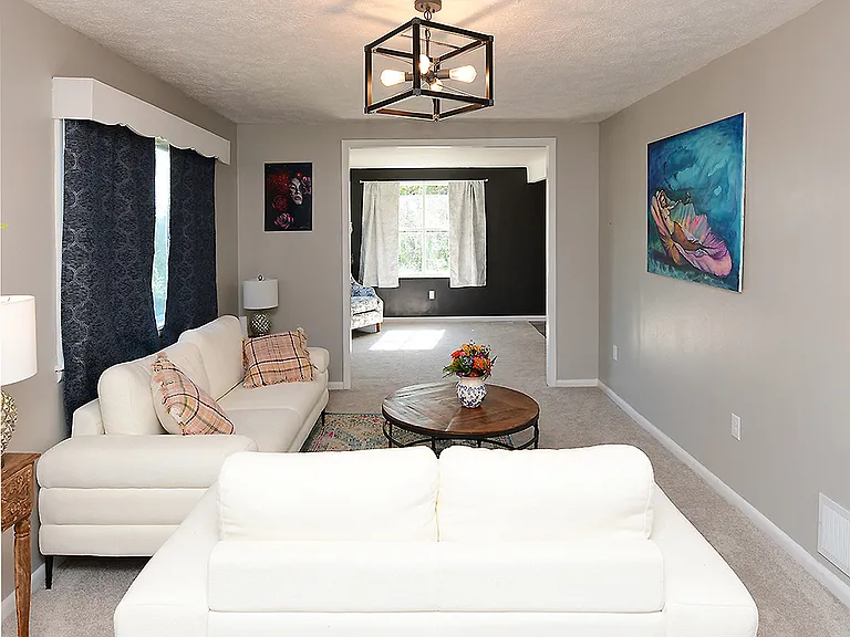 9635 Maple St — Photo 5
