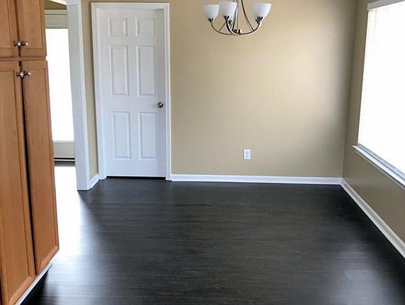 3rd image of 1354 Kingston Oaks Dr