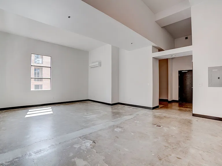 Vandever Lofts — Photo 74
