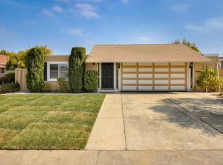 241 Mainsail Ct, Foster City, CA 94404