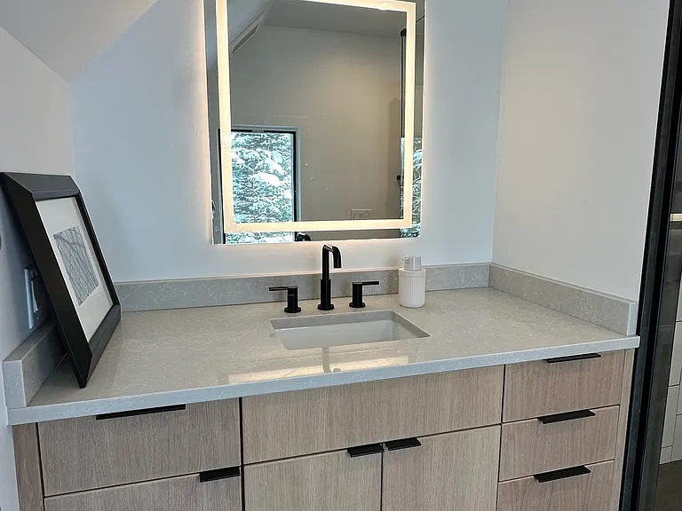 Meadow Dr — Photo 10