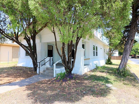 2nd image of 1734 Arizona Ave #1