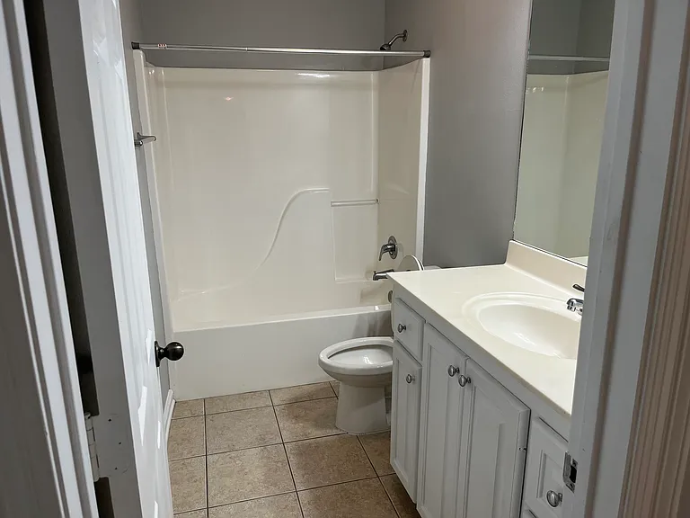 7929 Essen Cove Dr — Photo 16