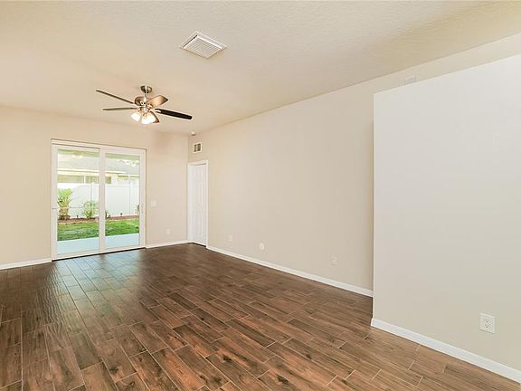 3rd image of 3610 BENERAID STREET