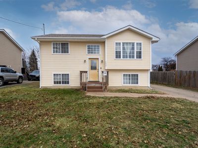 1527 De Wolf St, Des Moines, IA, 50316