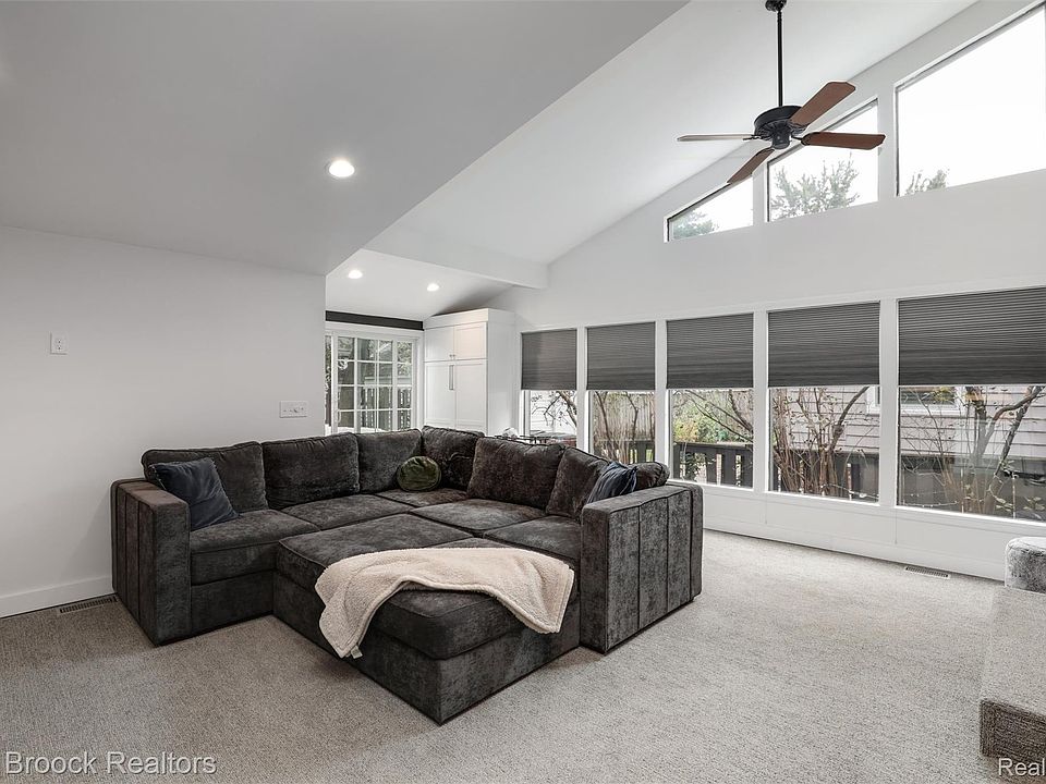 2118 Pinecrest Dr, photo 9