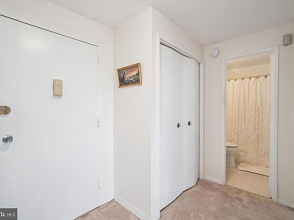3rd image of 1900 Lyttonsville Rd APT 1308