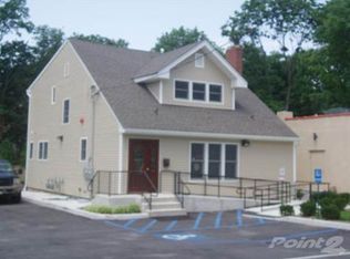 380 Larkfield Rd, E Northport, NY 11731