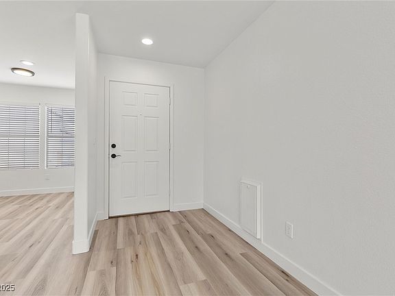 5th image of 884 Adobe Flat Dr