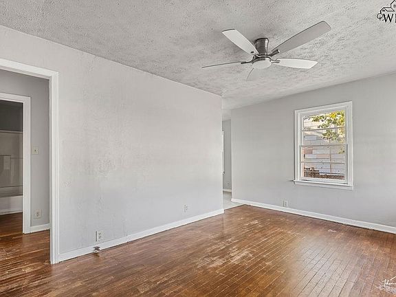 5th image of 1613 Hawes Ave