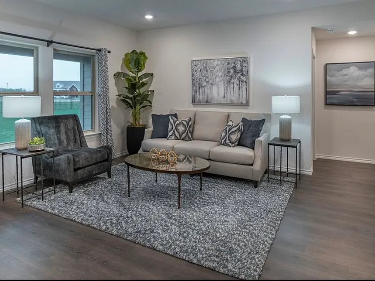 1013 Whispering Oak Dr — Photo 5