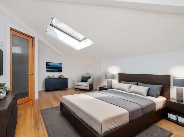 3225 Shore Parkway image 21 of 27